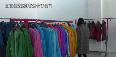 實探于都服裝工廠自營店 國內(nèi)品牌云集，批發(fā)市場新熱點